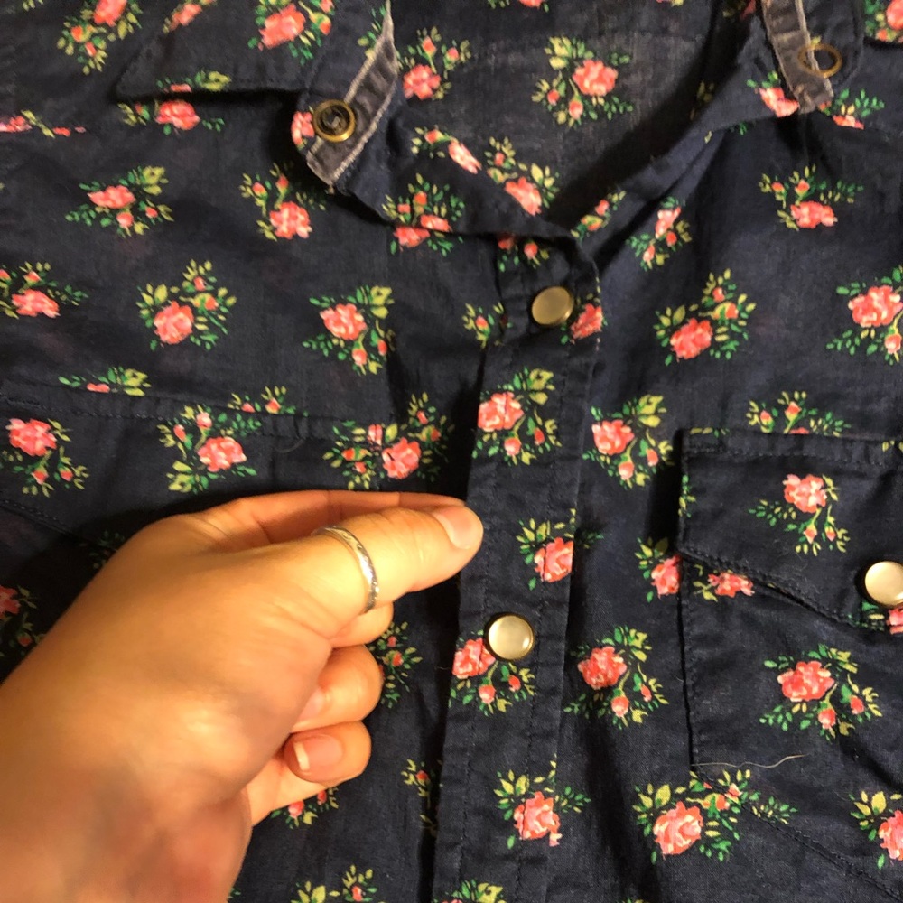 Forever 21 button down - Picture 2 of 3